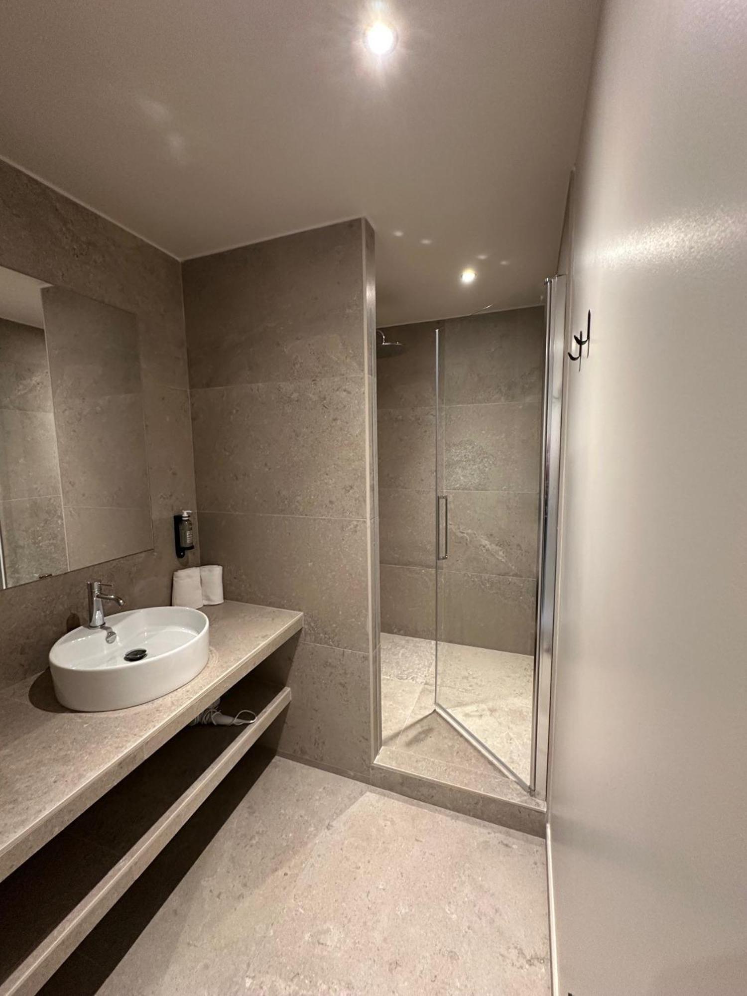 Hotel Hotel Le Medieval Palais Des Papes