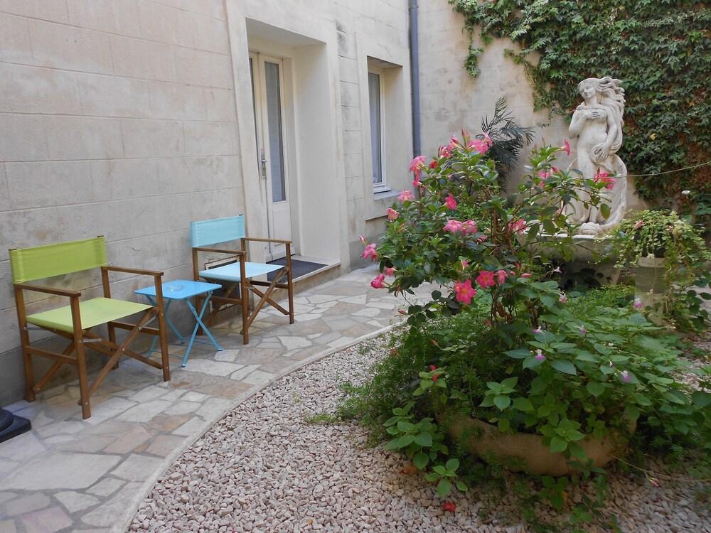 Hotel Le Medieval Palais Des Papes