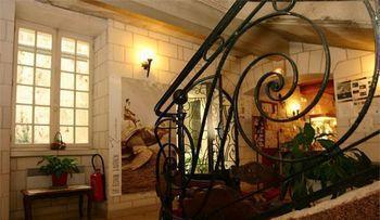 Hotel Le Medieval Palais Des Papes